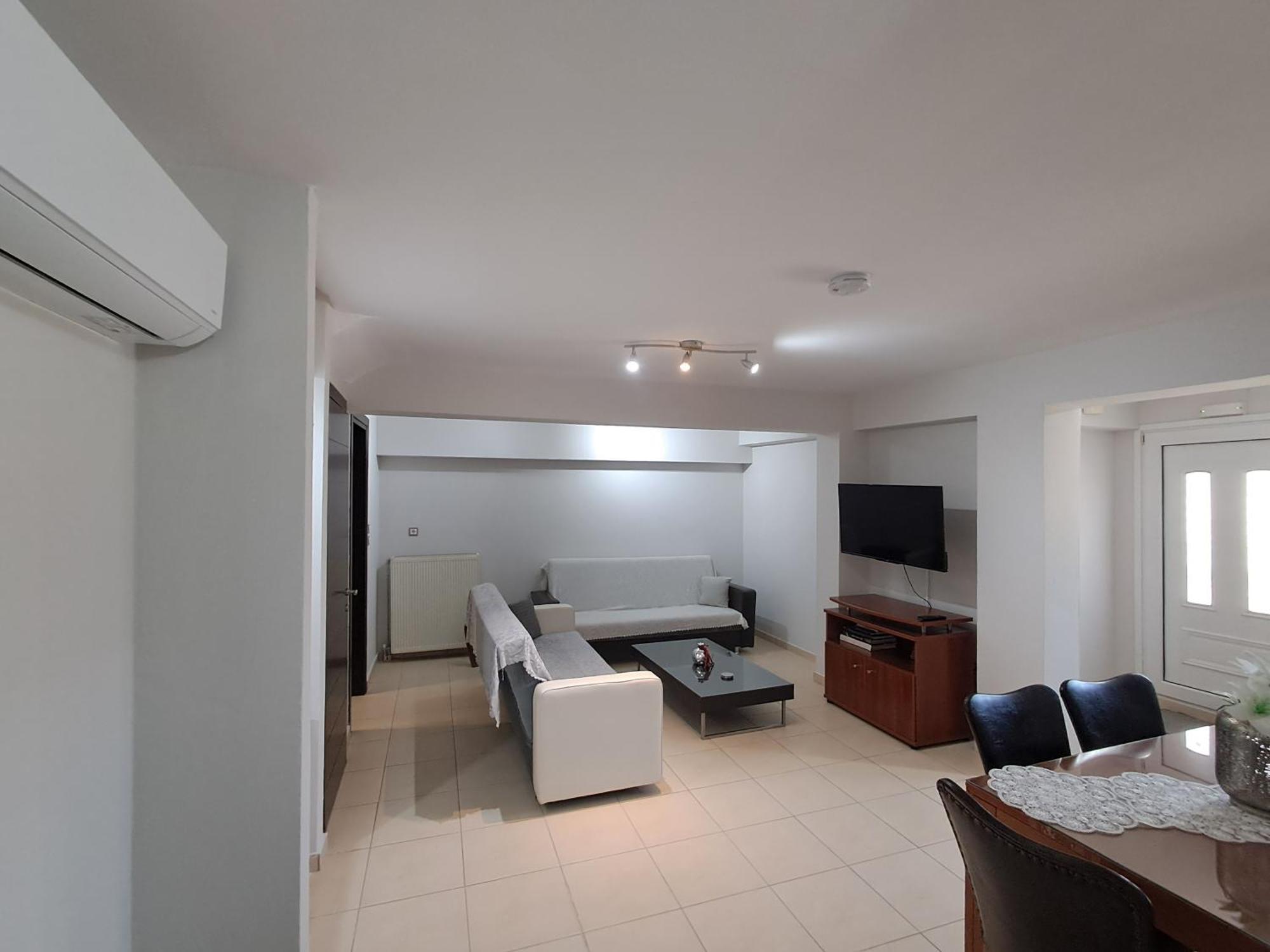 Mary'S Cozy Apartment Alexandroupoli Bagian luar foto
