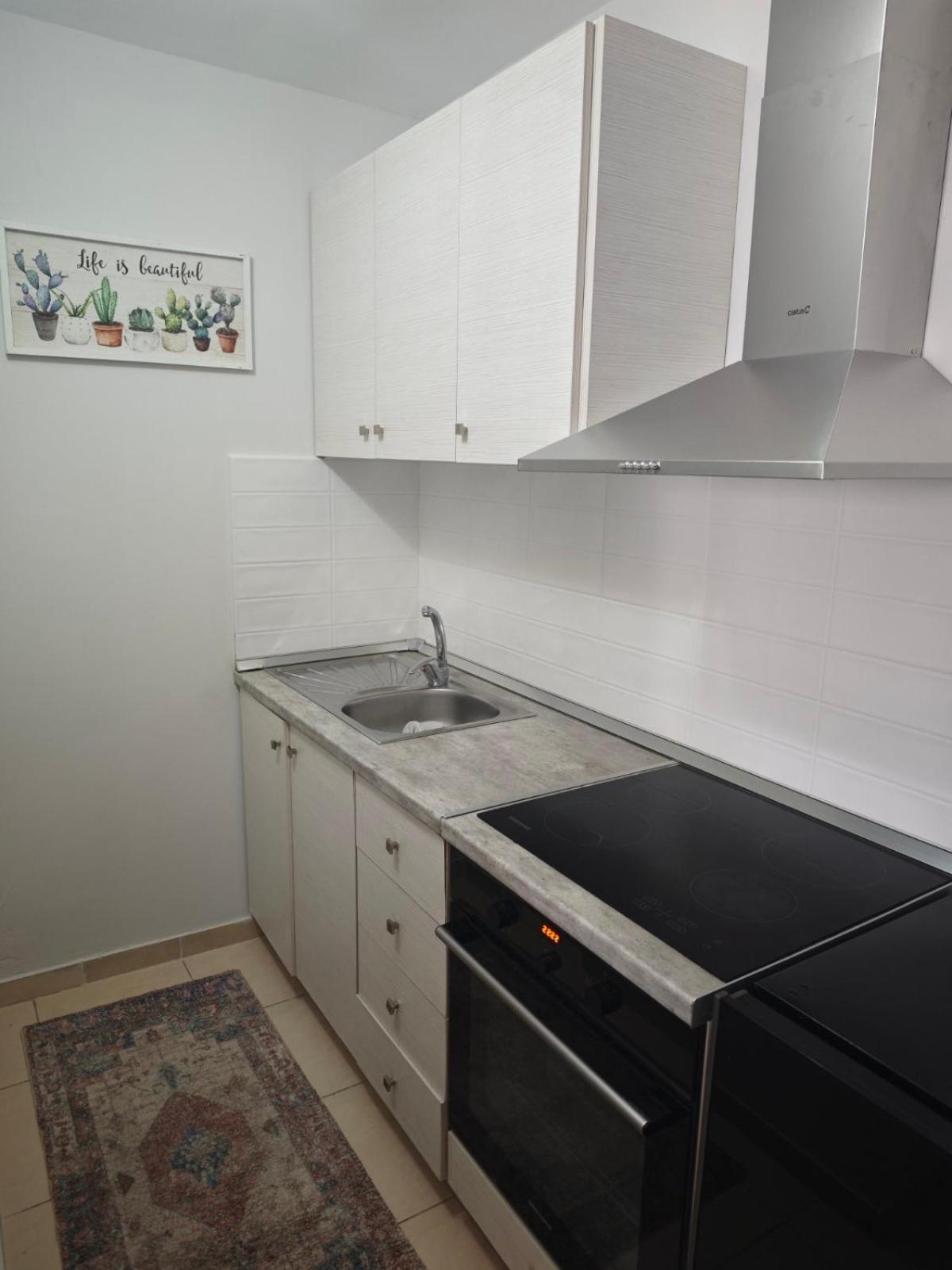 Mary'S Cozy Apartment Alexandroupoli Bagian luar foto